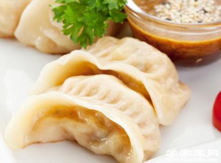 餃子皮用什么粉做 中筋面粉口感柔軟筋道有嚼勁